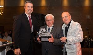 Mr. Gabriel Lussier, was honoured during the banquet on Saturday evening, receiving the "ARPAC Award for Excellence and Innovation Roger Fugère Sr."